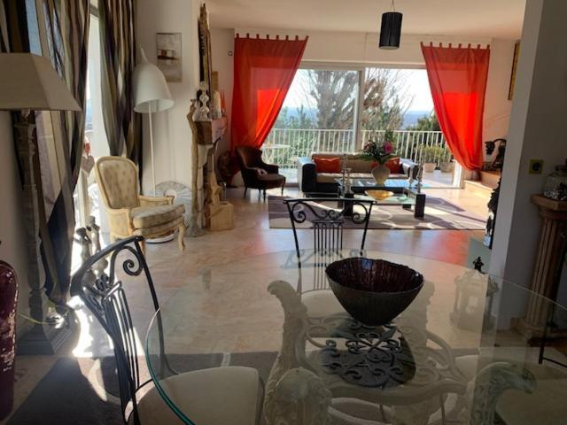 Superbe Appartement Spacieux Et Lumineux Au Calme - Grandes Terrasses Belle Vue Montigny-lès-Cormeilles Exterior photo